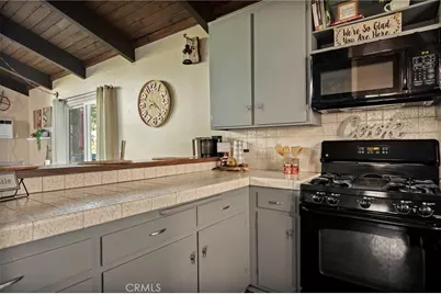 24096 Altdorf, Crestline, CA 92325 - Photo 12