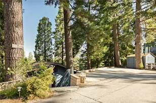 24096 Altdorf, Crestline, CA 92325 - Photo 28