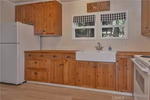 27245 Little Bear, Blue Jay, CA 92317 - Photo 6