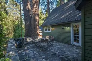 27245 Little Bear, Blue Jay, CA 92317 - Photo 10
