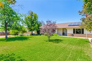 13346 Rimview Ct, Yucaipa, CA 92399 - Photo 2