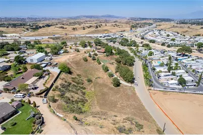 13346 Rimview Court, Yucaipa, CA 92399 - Photo 46