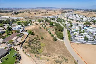 13346 Rimview Ct, Yucaipa, CA 92399 - Photo 46