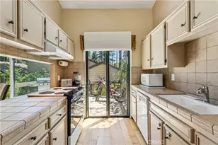 27821 Peninsula, Lake Arrowhead, CA 92352 - Photo 12