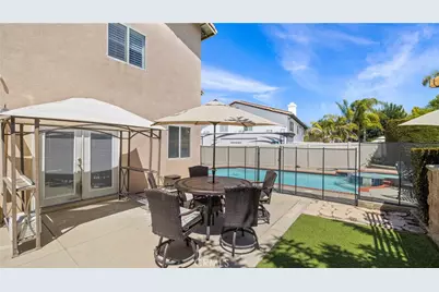 1428 Roadrunner Drive, Corona, CA 92881 - Photo 32