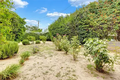 11142 Gaynor, Granada Hills, CA 91344 - Photo 34