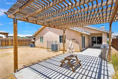 16491 Live Oak, Hesperia, CA 92345 - Photo 44