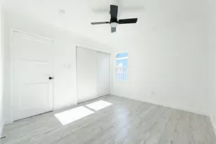 345 E Colden St, Los Angeles, CA 90003 - Photo 20
