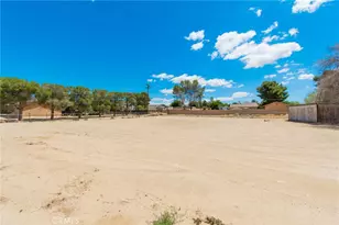 15221 Chaparral Ln, Apple Valley, CA 92307 - Photo 34
