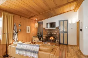 451 Cedar Ln, Sugarloaf, CA 92386 - Photo 8