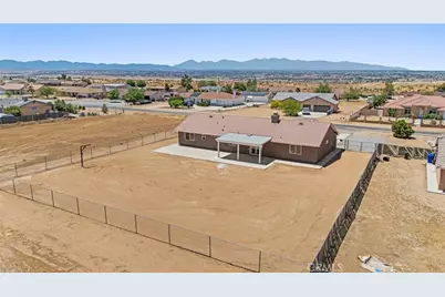 10837 Lancelet, Apple Valley, CA 92308 - Photo 20