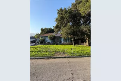 256 E 34th St, San Bernardino, CA 92404 - Photo 1