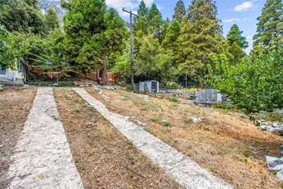 39429 Canyon Drive, Forest Falls, CA 92339 - Photo 30