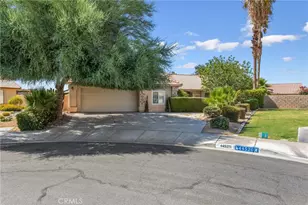 44525 Saffron Ct, La Quinta, CA 92253 - Photo 4