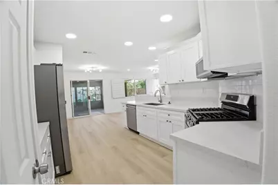 29454 Falling Leaf, Lake Elsinore, CA 92530 - Photo 8