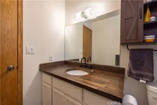 809 C, Big Bear City, CA 92314 - Photo 12