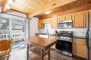 809 C, Big Bear City, CA 92314 - Photo 6