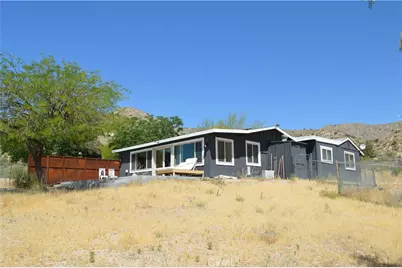 10225 Pinon, Morongo Valley, CA 92256 - Photo 18