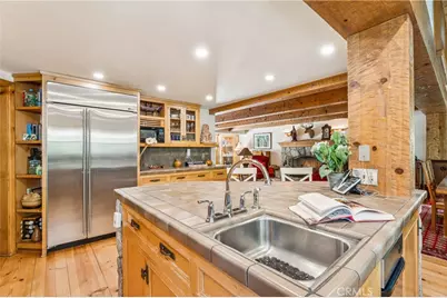 28971 North Shore Road, Lake Arrowhead, CA 92352 - Photo 16