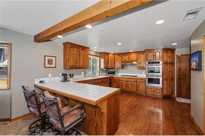 27392 Peninsula Drive, Lake Arrowhead, CA 92352 - Photo 10