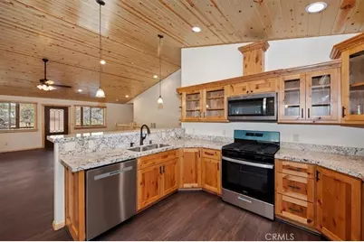 415 Vista, Sugarloaf, CA 92386 - Photo 16