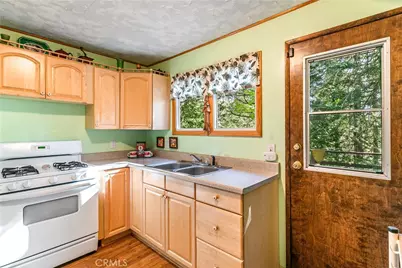 26481 Alpine, Twin Peaks, CA 92391 - Photo 6