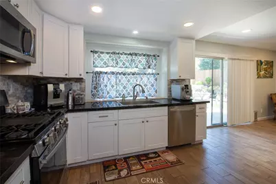 21024 Pala Foxia Pl, Moreno Valley, CA 92557 - Photo 8