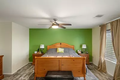 33410 Wallace, Yucaipa, CA 92399 - Photo 20