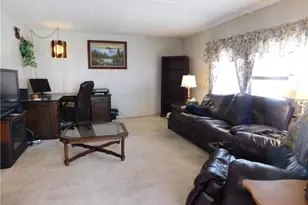 10675 Bryant St, Yucaipa, CA 92399 - Photo 4