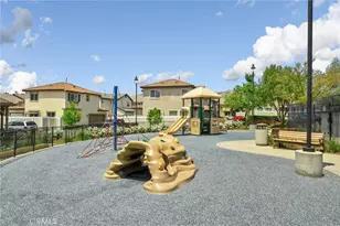 33934 Lily Rd, Yucaipa, CA 92399 - Photo 44