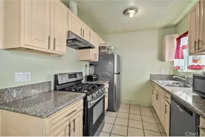 25141 Independent Place, San Bernardino, CA 92404 - Photo 14