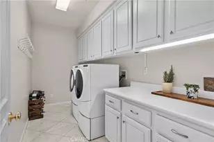 8162 River Bluffs Ln, Eastvale, CA 92880 - Photo 20