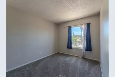 513 E Pioneer Avenue, Redlands, CA 92374 - Photo 18