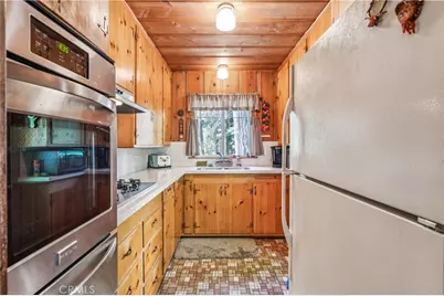 404 Hillside, Lake Arrowhead, CA 92352 - Photo 12