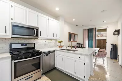 41945 Davenport Way #D, Murrieta, CA 92562 - Photo 14