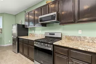 7101 Lemon Grass Ave, Eastvale, CA 92880 - Photo 12