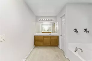 7101 Lemon Grass Ave, Eastvale, CA 92880 - Photo 36
