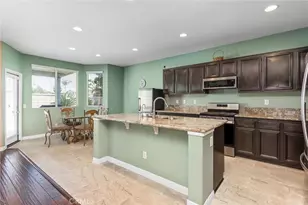 7101 Lemon Grass Ave, Eastvale, CA 92880 - Photo 8