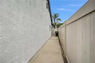 2869 W Esperanza, Rialto, CA 92377 - Photo 26