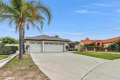 2869 W Esperanza, Rialto, CA 92377 - Photo 2
