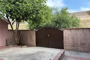 649 E Fairfield Ct, Ontario, CA 91761 - Photo 20