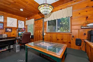 23940 Cresta Dr, Crestline, CA 92325 - Photo 16