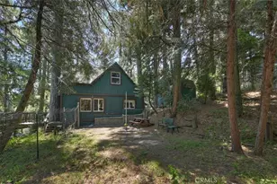 23940 Cresta Dr, Crestline, CA 92325 - Photo 30