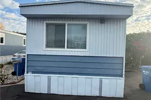 16511 S Garfield Ave, Paramount, CA 90723 - Photo 2