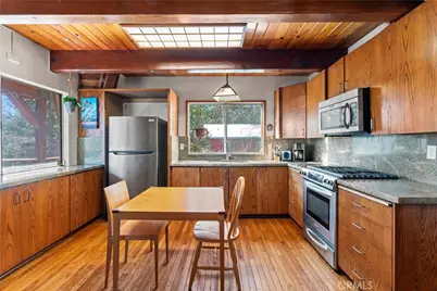26509 Lake Forest Drive, Twin Peaks, CA 92391 - Photo 6