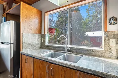 26509 Lake Forest Drive, Twin Peaks, CA 92391 - Photo 8