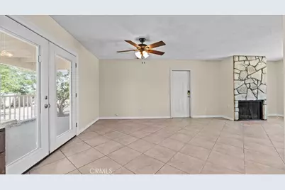 18298 Danbury, Hesperia, CA 92345 - Photo 10