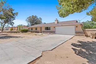 18298 Danbury, Hesperia, CA 92345 - Photo 2