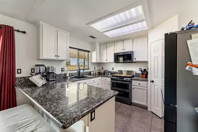 11362 Sonora, Phelan, CA 92371 - Photo 10