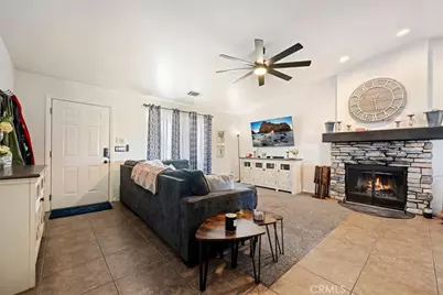 11362 Sonora, Phelan, CA 92371 - Photo 4